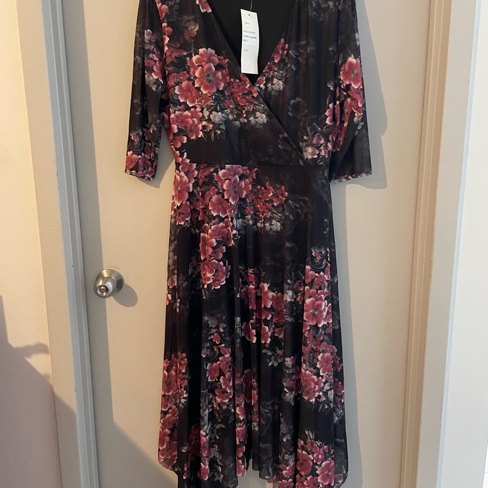 Papillon Blanc Black and Pink Floral Midi Dress